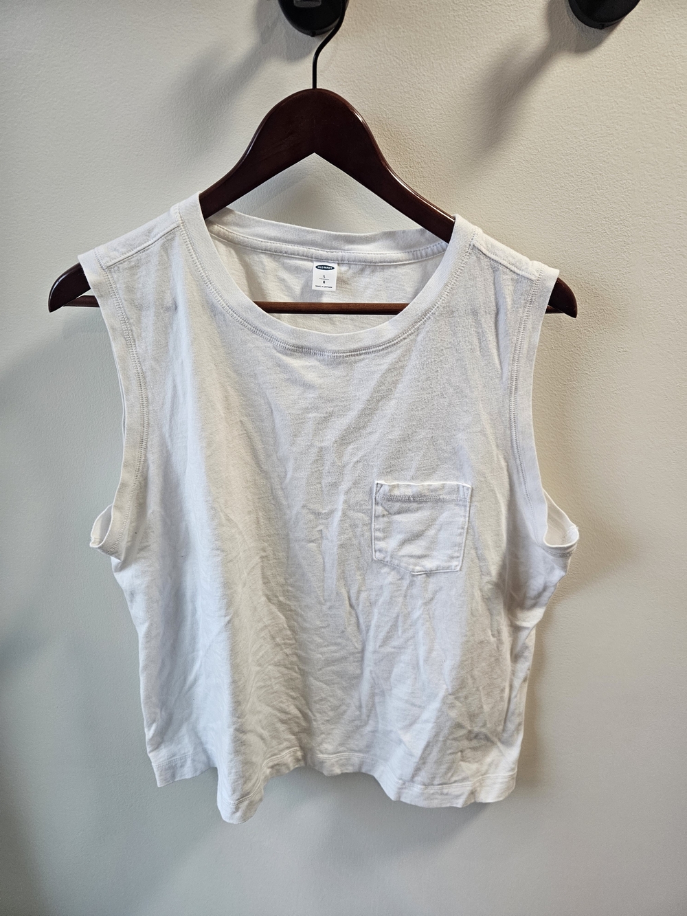 Old Navy White Sleeveless Pocket Tank